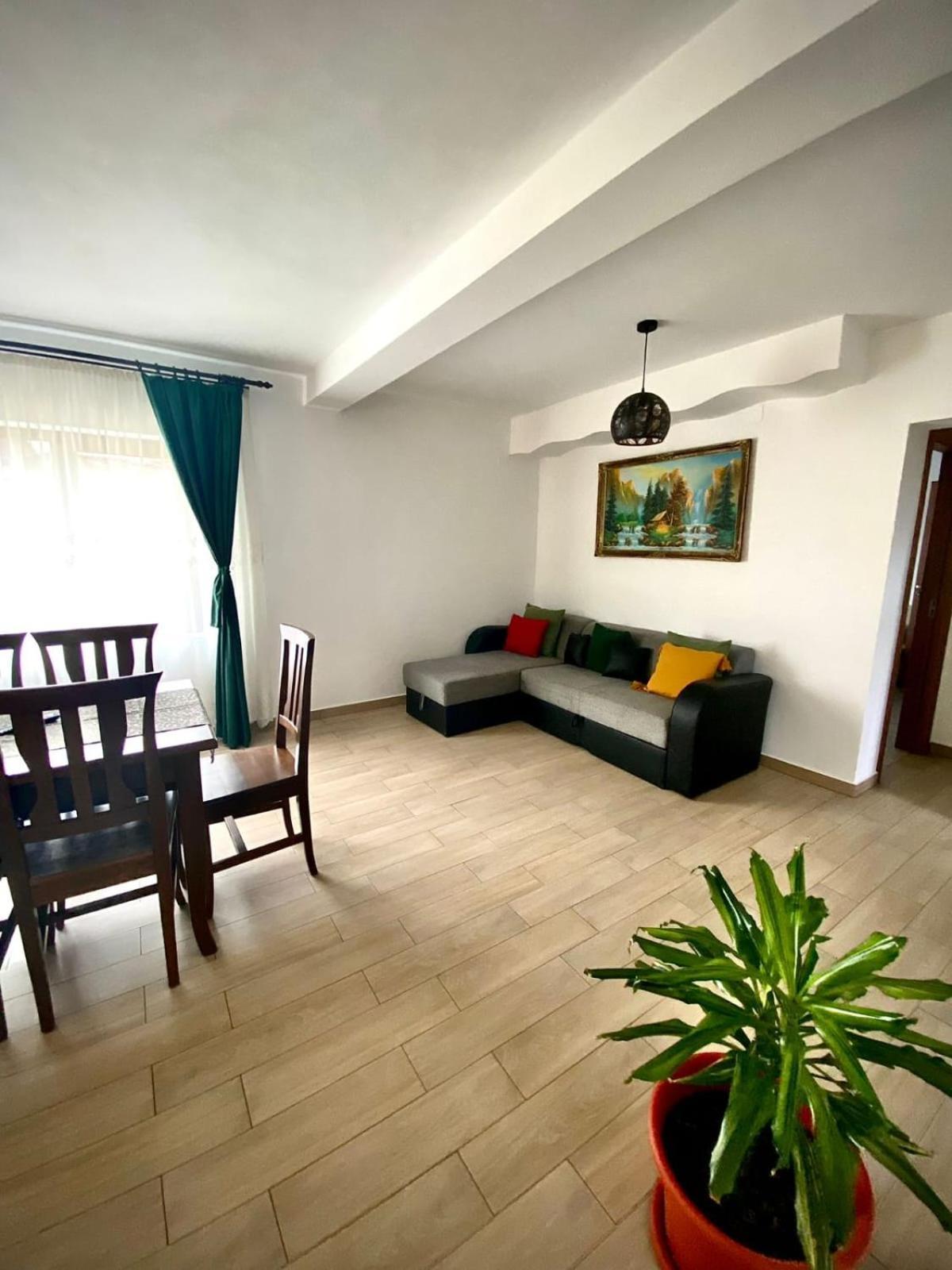 Hotel Casa Alex Curtea de Argeş Exteriér fotografie
